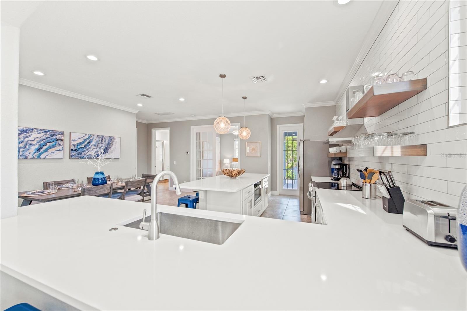 159 CRESCENT DR, ANNA MARIA, FL, 34216