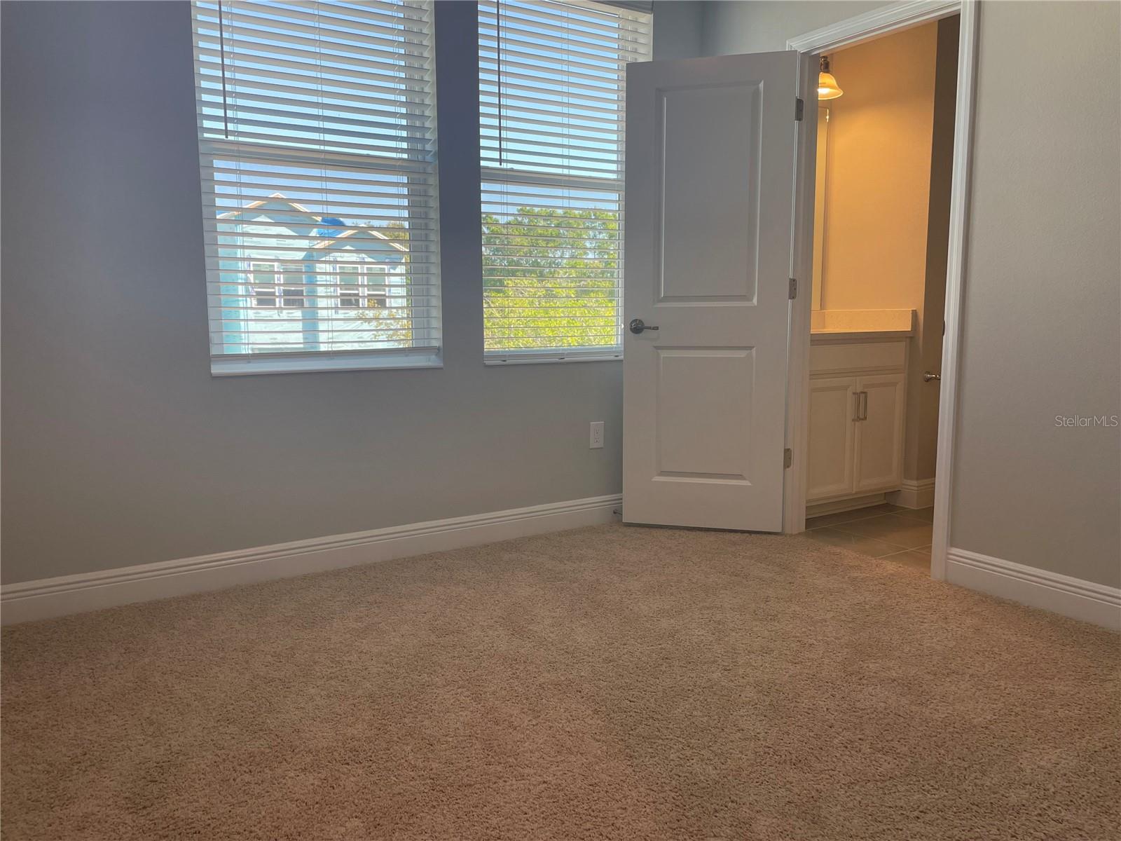 2413 EZZELL CT, SARASOTA, FL, 34237