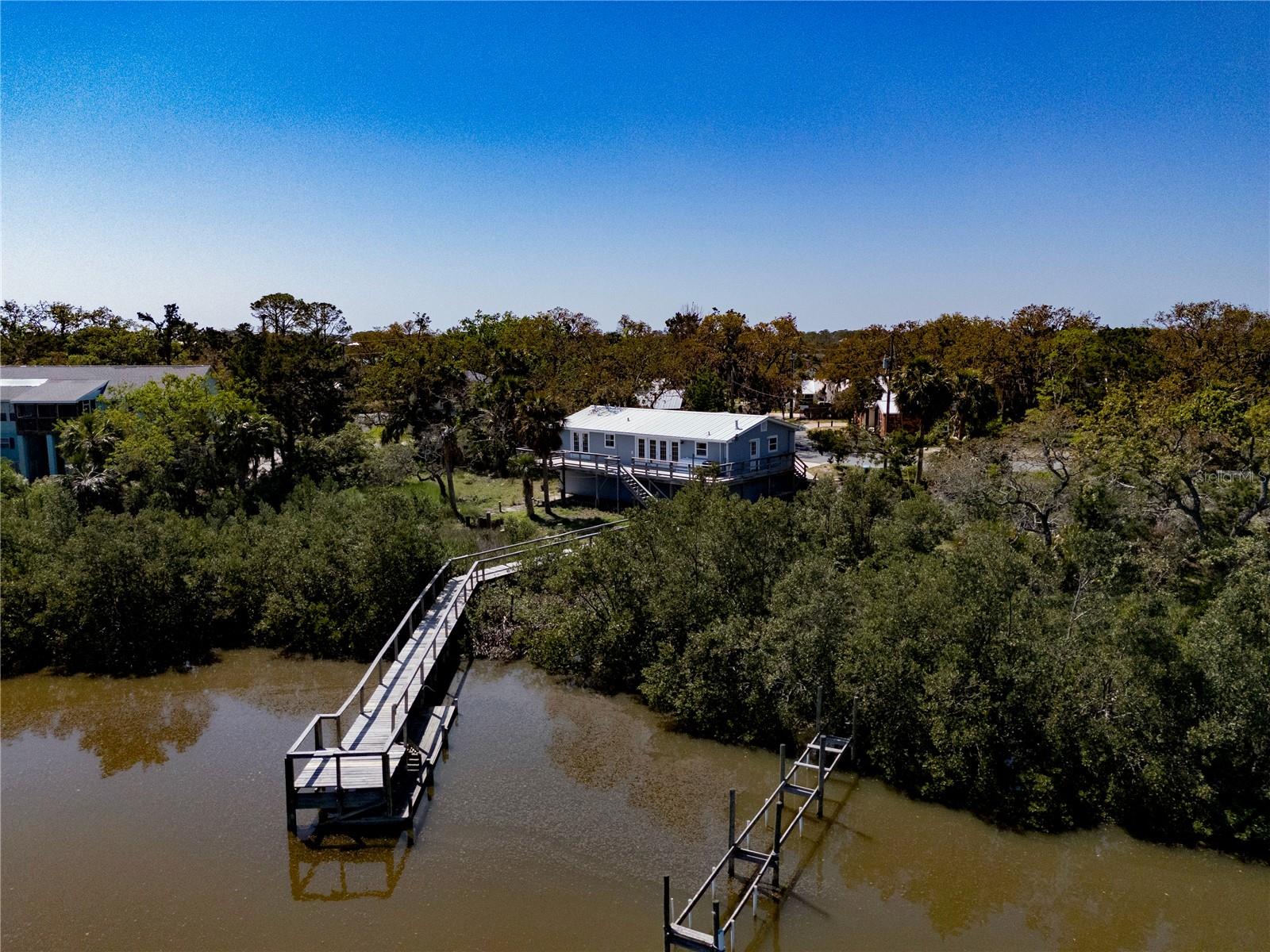 12410 CEDAR ST, CEDAR KEY, FL, 32625