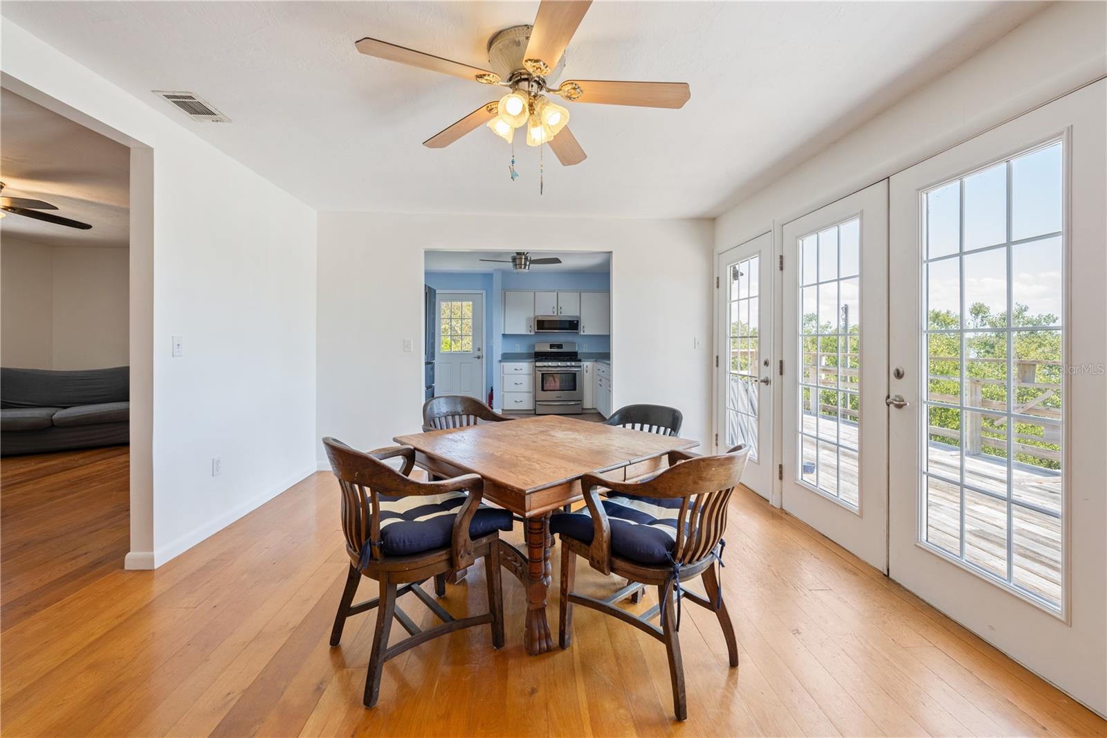 12410 CEDAR ST, CEDAR KEY, FL, 32625