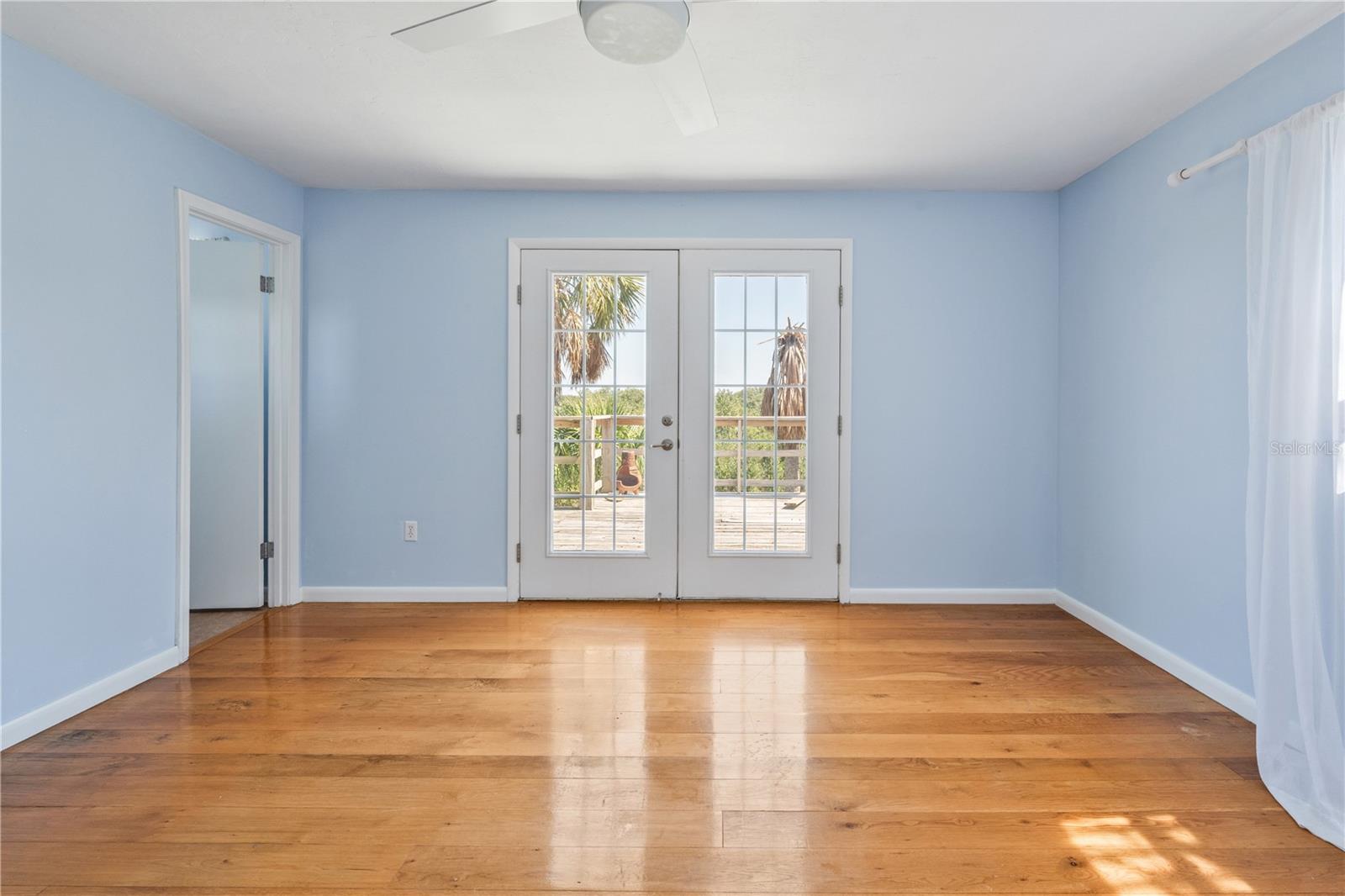 12410 CEDAR ST, CEDAR KEY, FL, 32625