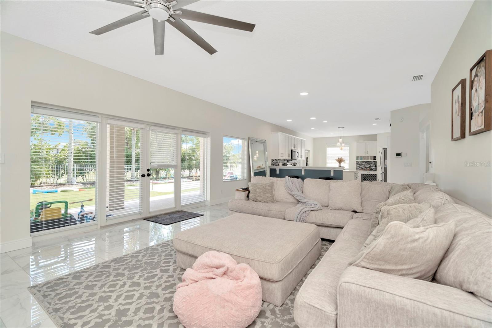 4612 NETHERWOOD DR, TAMPA, FL, 33624