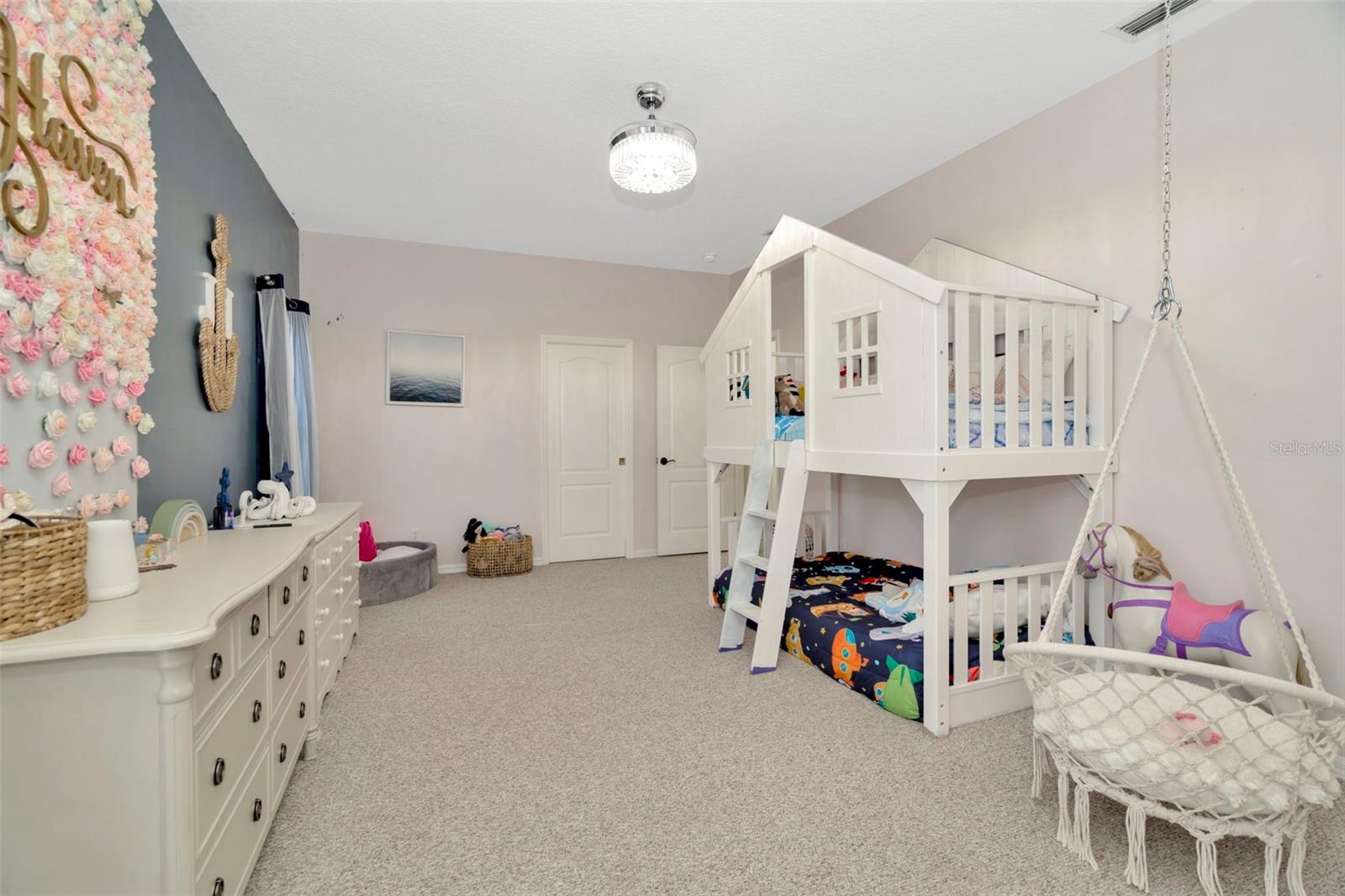 4612 NETHERWOOD DR, TAMPA, FL, 33624