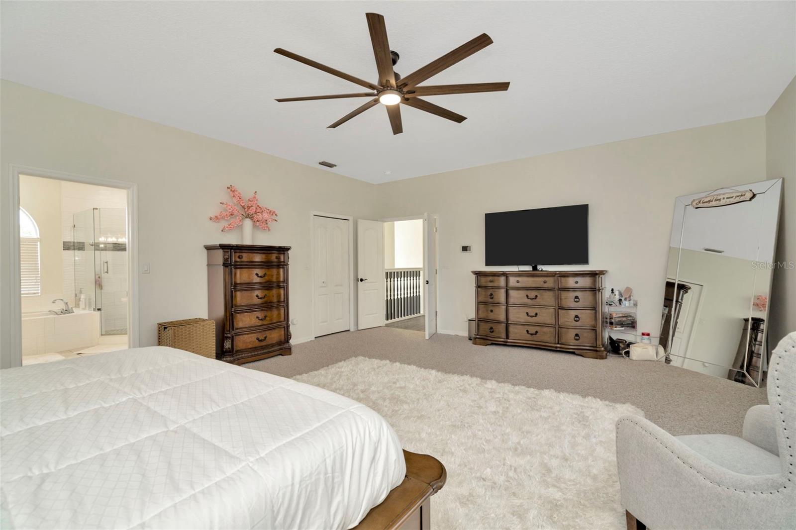 4612 NETHERWOOD DR, TAMPA, FL, 33624