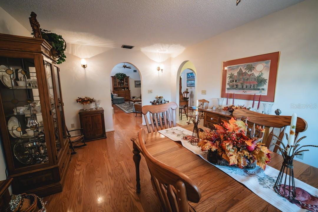 2780 E SAM ALLEN RD, PLANT CITY, FL, 33565