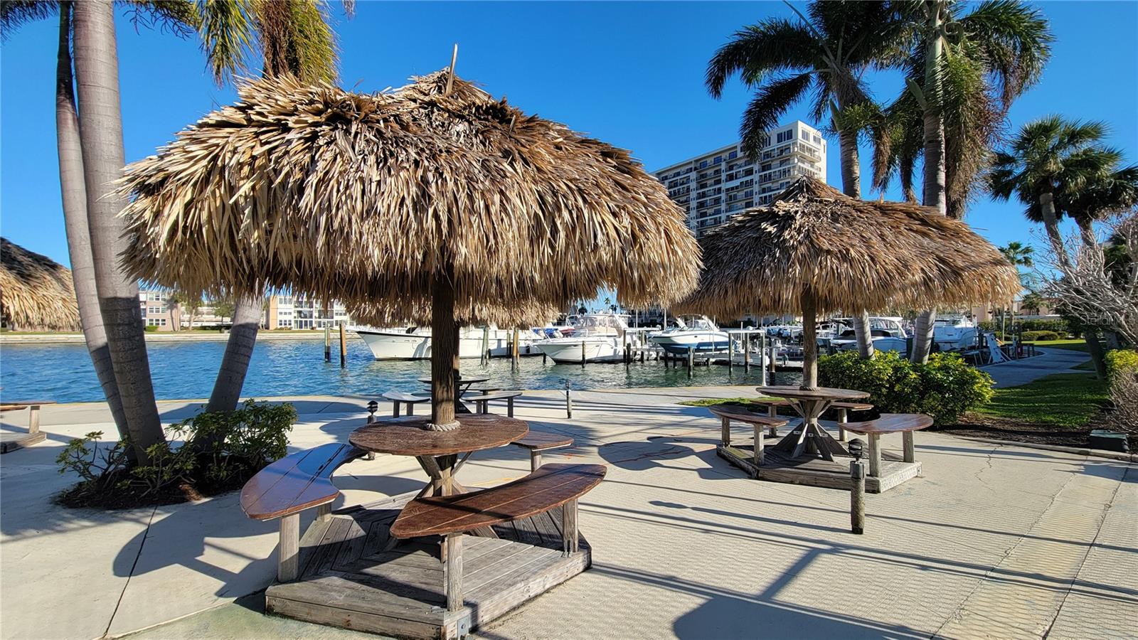 Marina & Tiki Hut Picnic Area with Gas BBQs