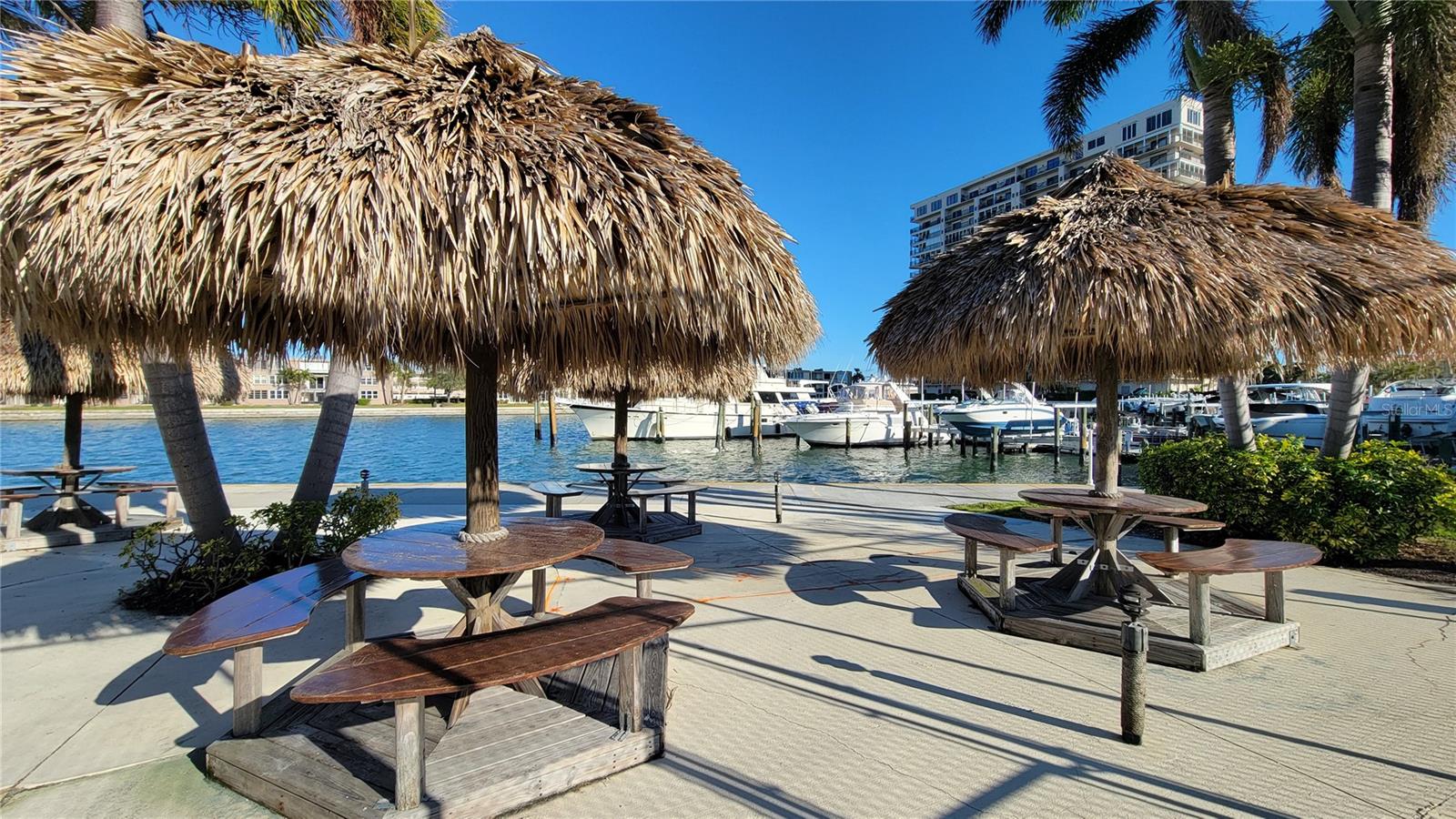 Marina & Tiki Hut Picnic Area with Gas BBQs