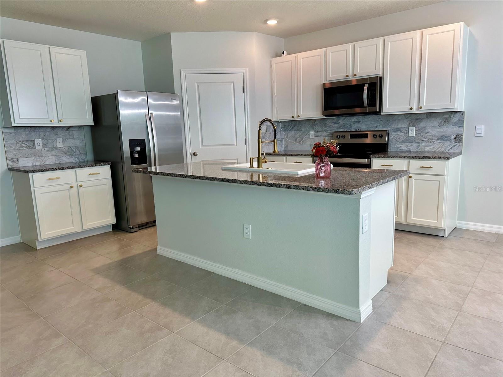 1703 JOHNSON POINTE DR, PLANT CITY, FL, 33566