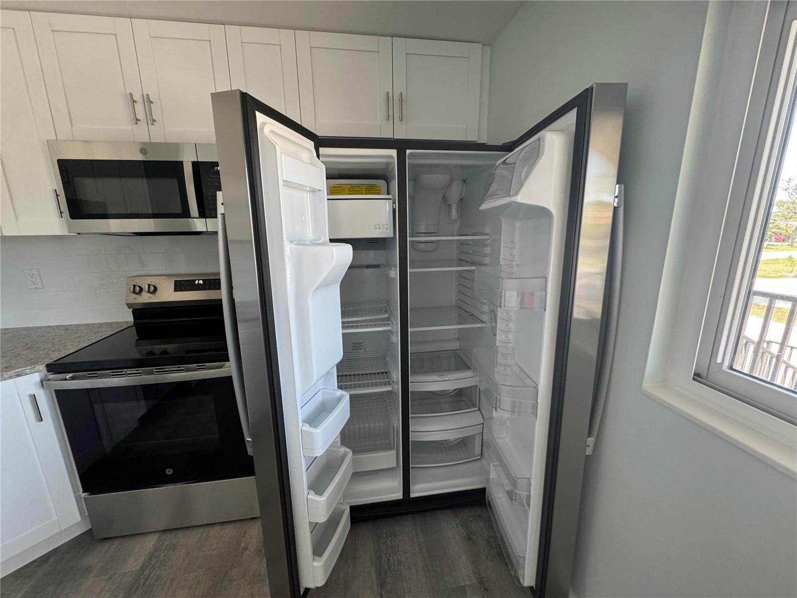 1258 BARBARA DR #202, VENICE, FL, 34285