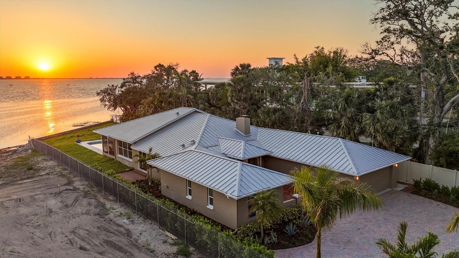 A4649616 Property Photo