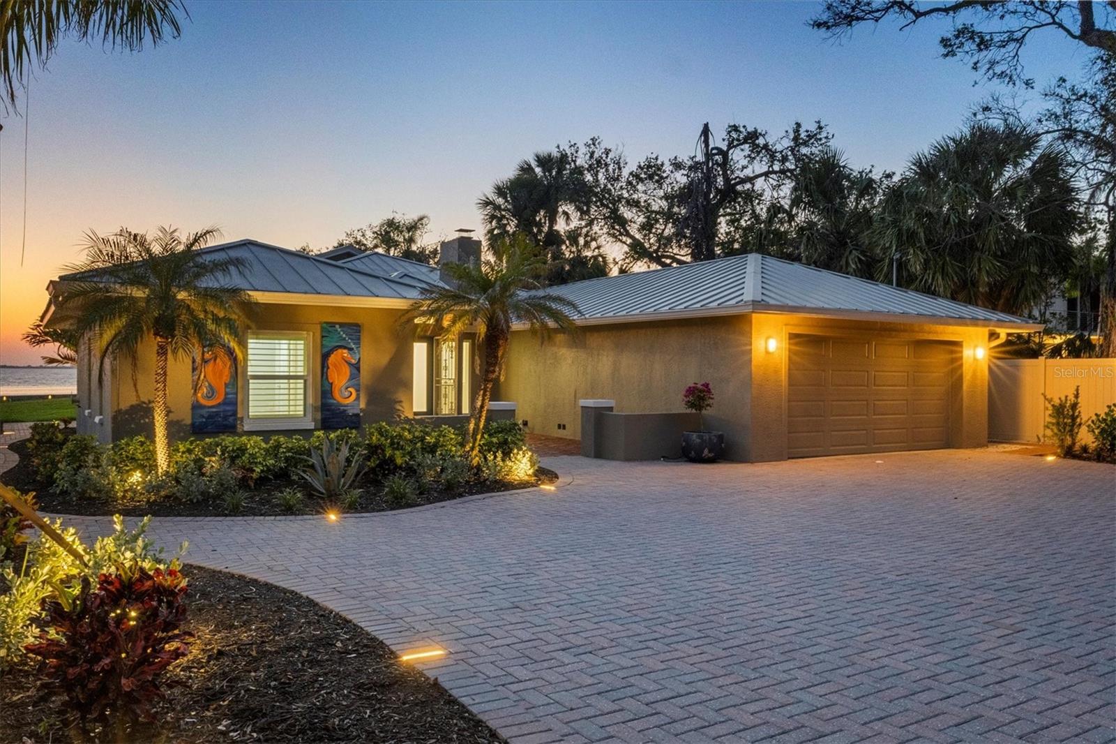 A4649616 Property Photo