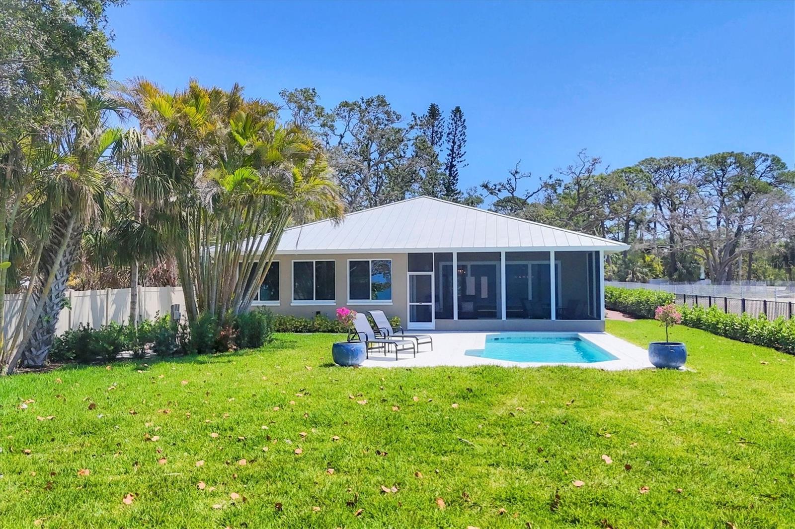 A4649616 Property Photo