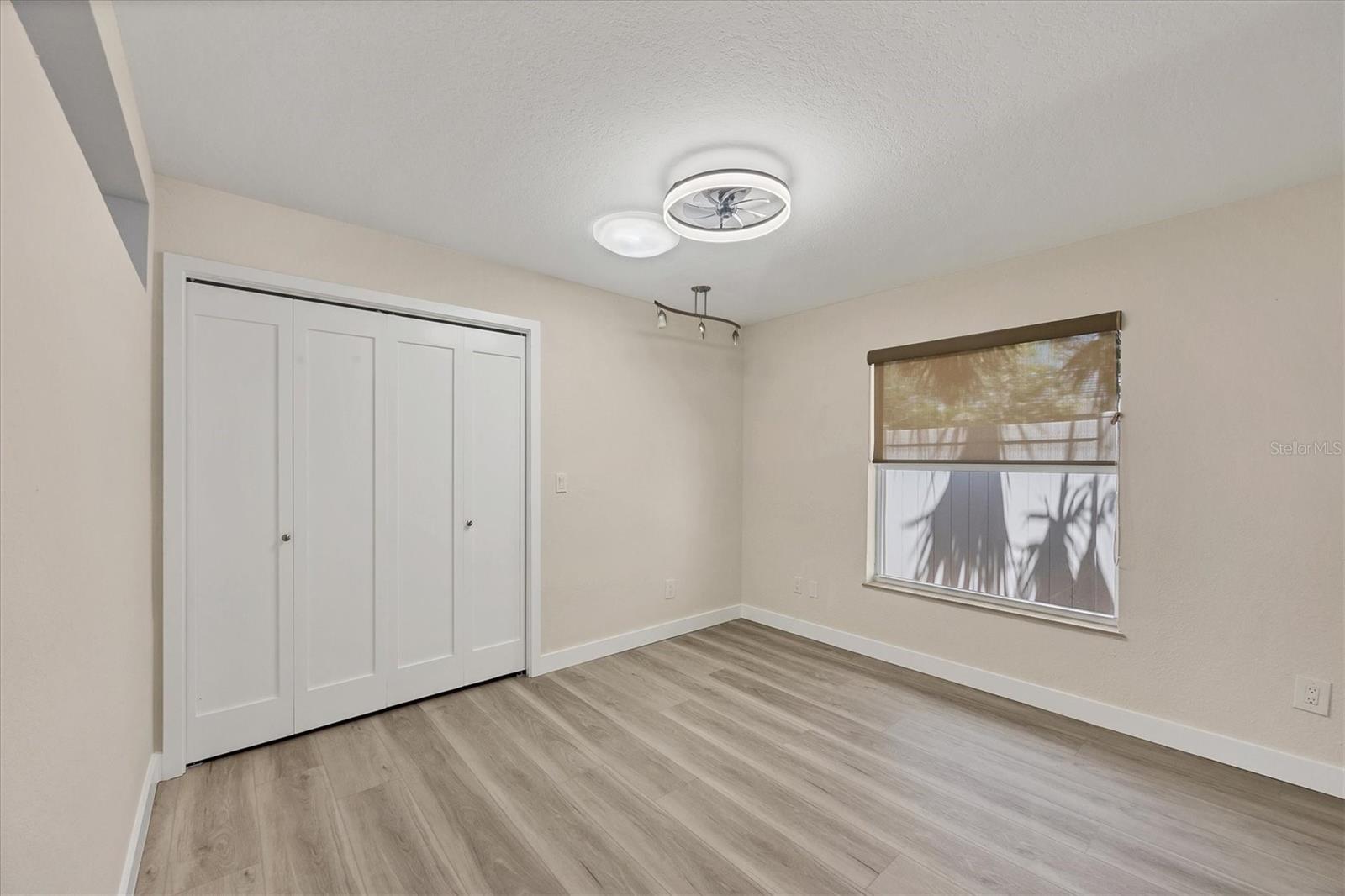 A4649616 Property Photo