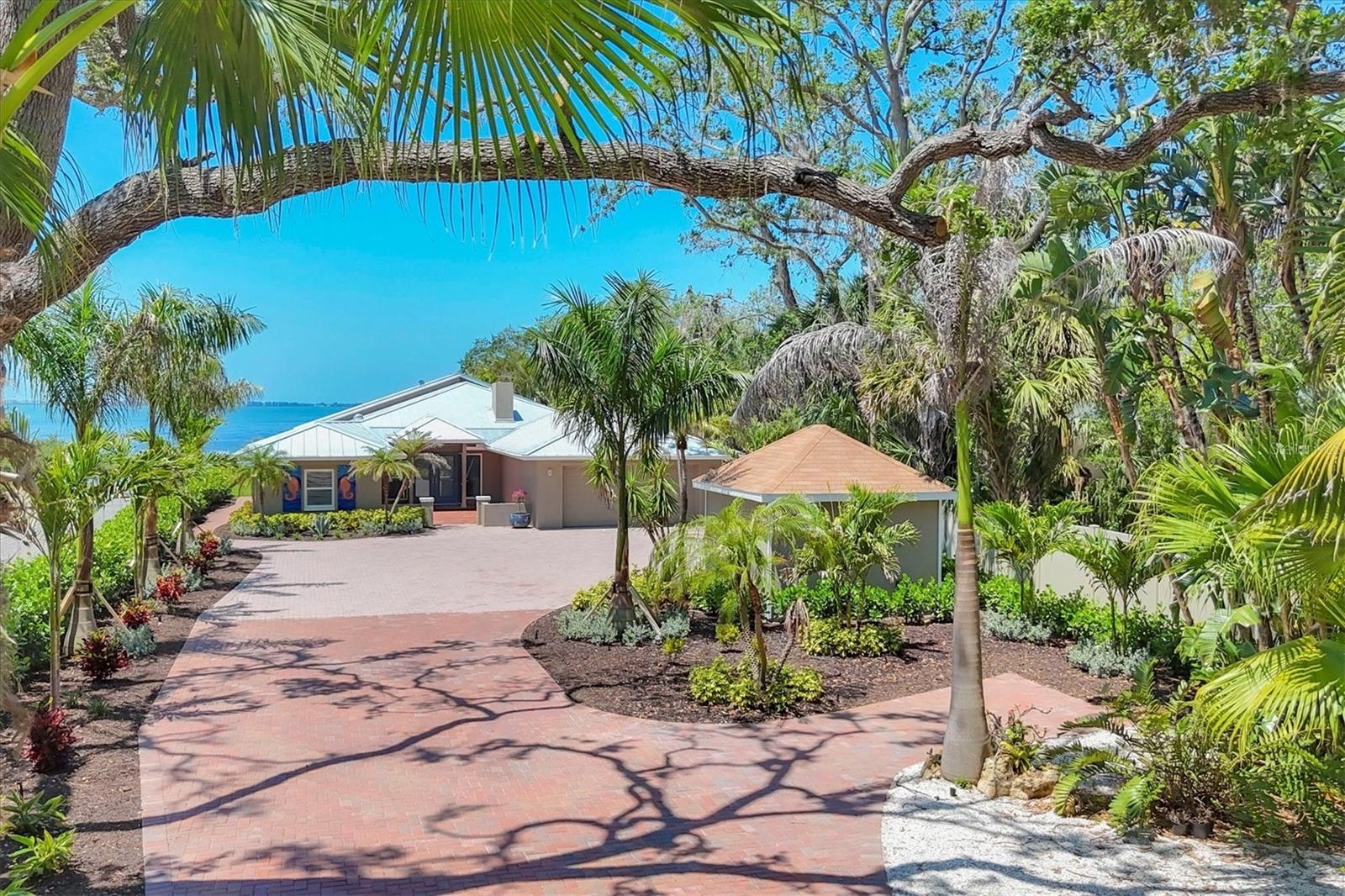 A4649616 Property Photo