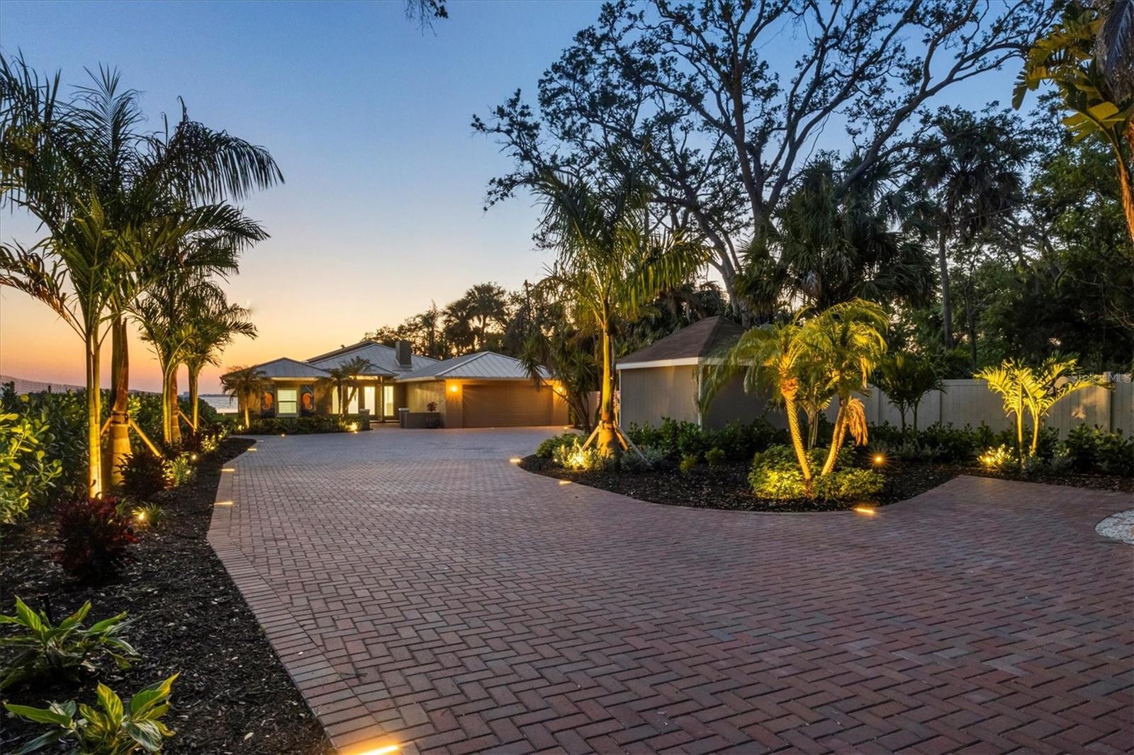 A4649616 Property Photo