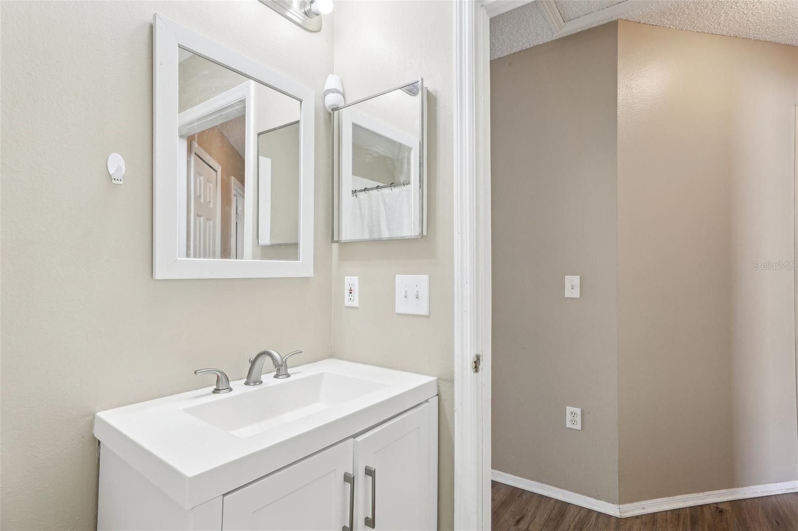 2225 HANNAH LN, ORLANDO, FL, 32826