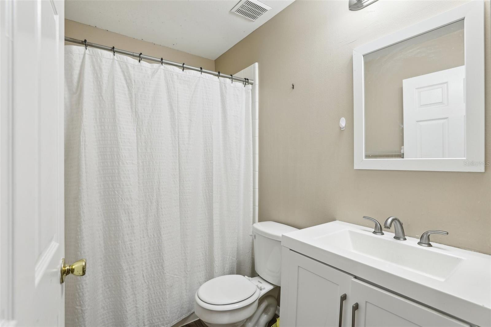 2225 HANNAH LN, ORLANDO, FL, 32826