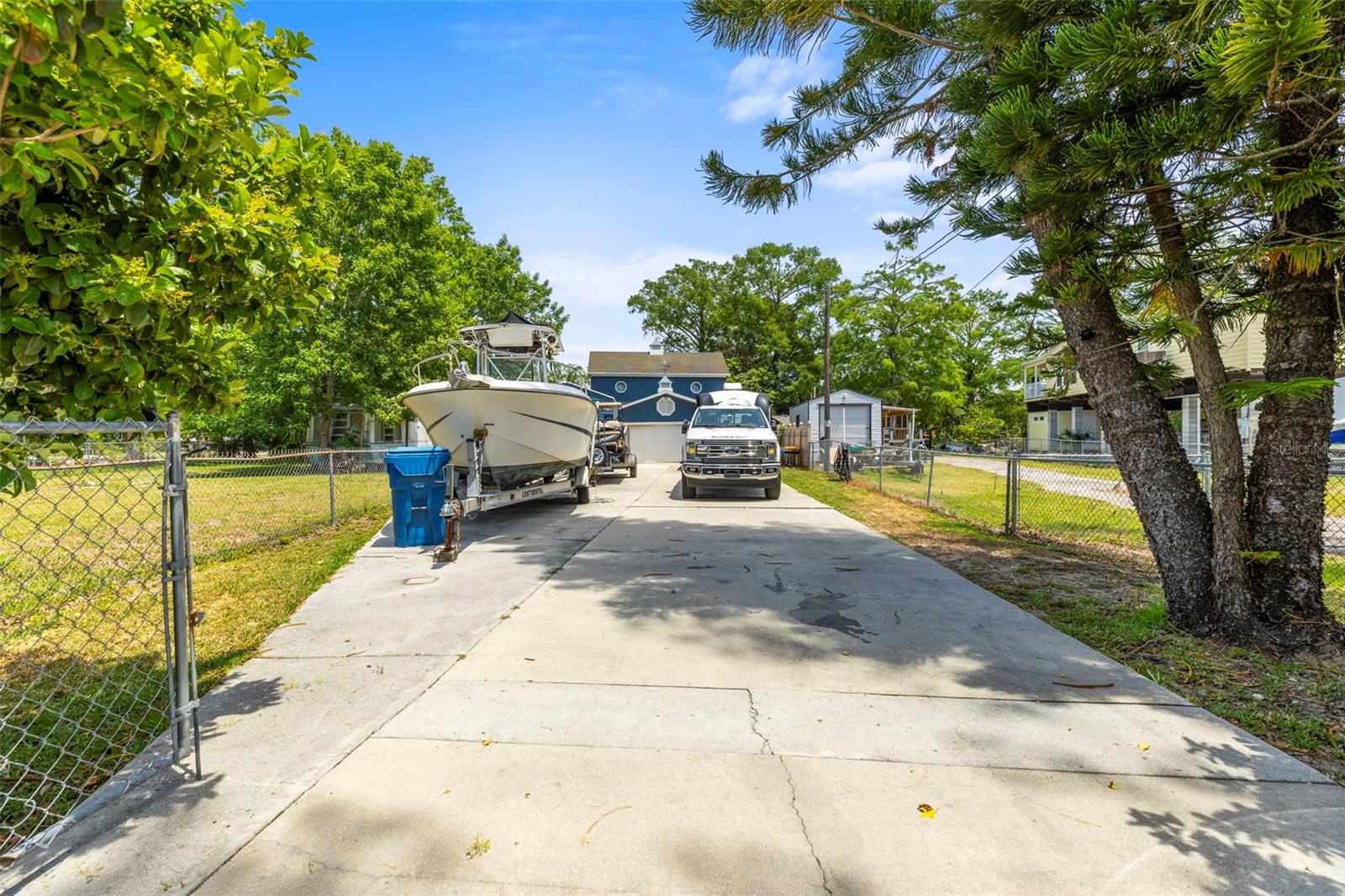 5375 CIRCLE DR, WEEKI WACHEE, FL, 34607