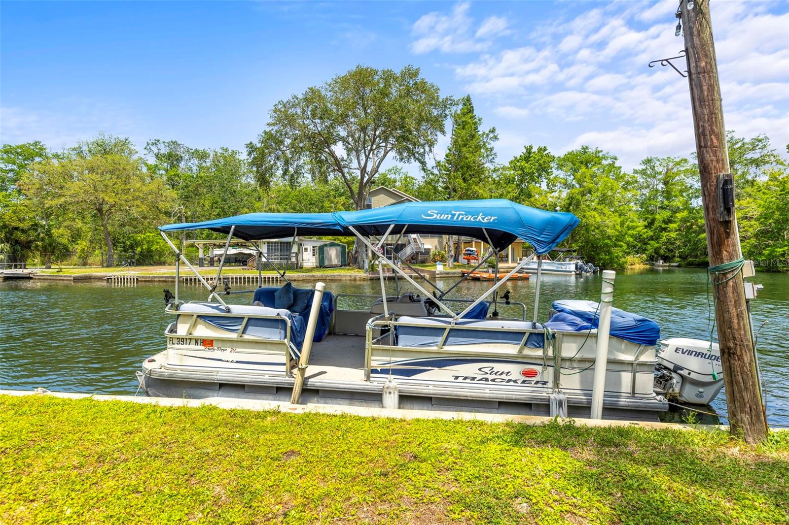 5375 CIRCLE DR, WEEKI WACHEE, FL, 34607