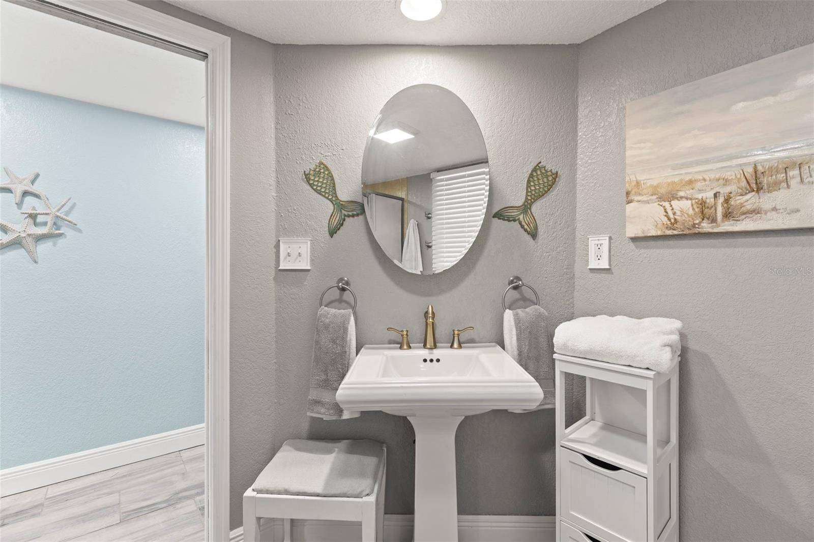 5375 CIRCLE DR, WEEKI WACHEE, FL, 34607