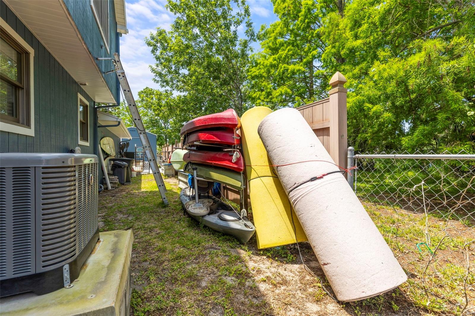 5375 CIRCLE DR, WEEKI WACHEE, FL, 34607