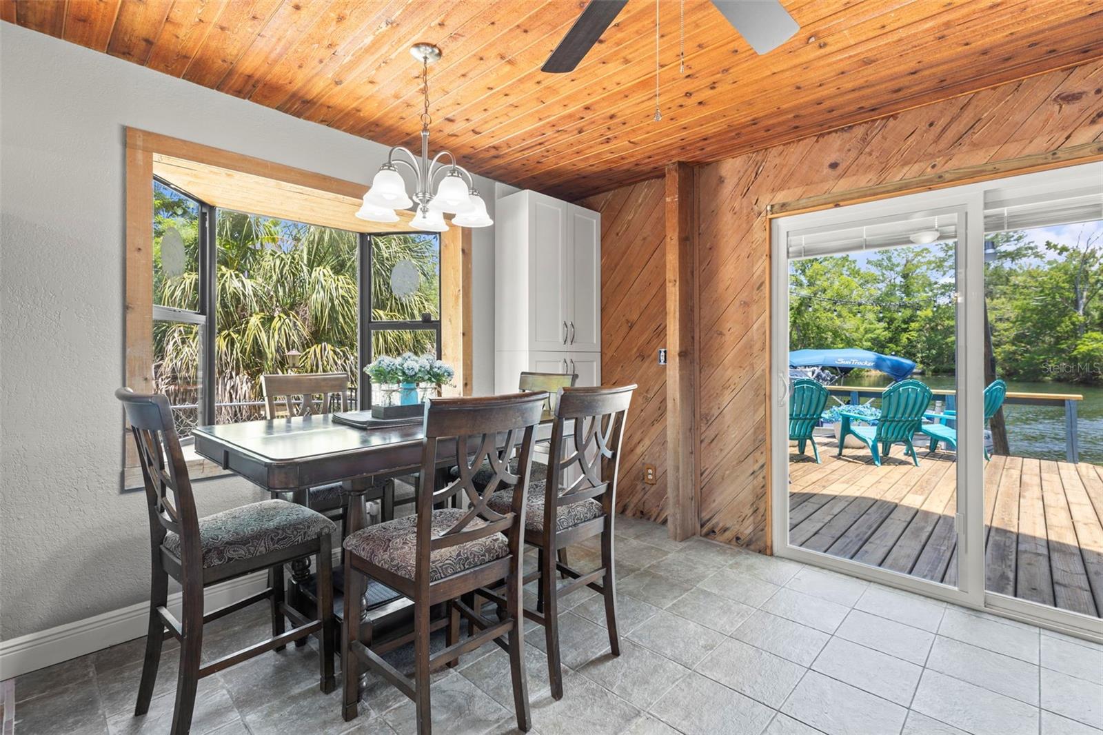 5375 CIRCLE DR, WEEKI WACHEE, FL, 34607