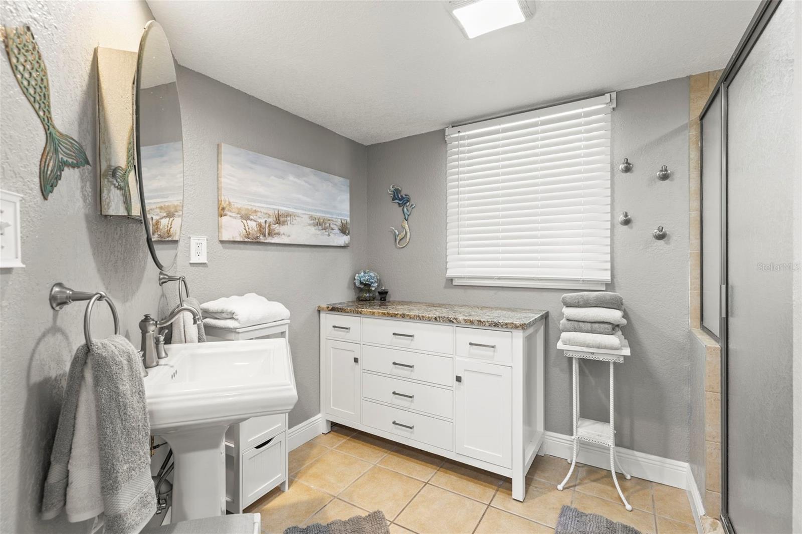 5375 CIRCLE DR, WEEKI WACHEE, FL, 34607