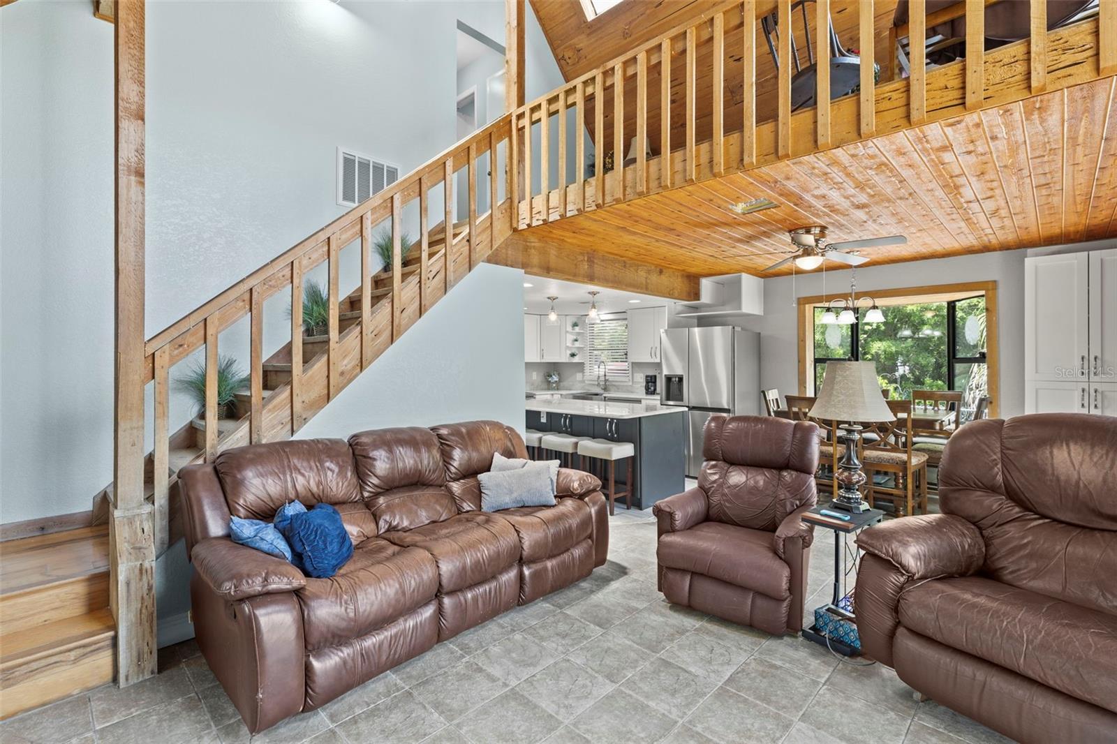 5375 CIRCLE DR, WEEKI WACHEE, FL, 34607