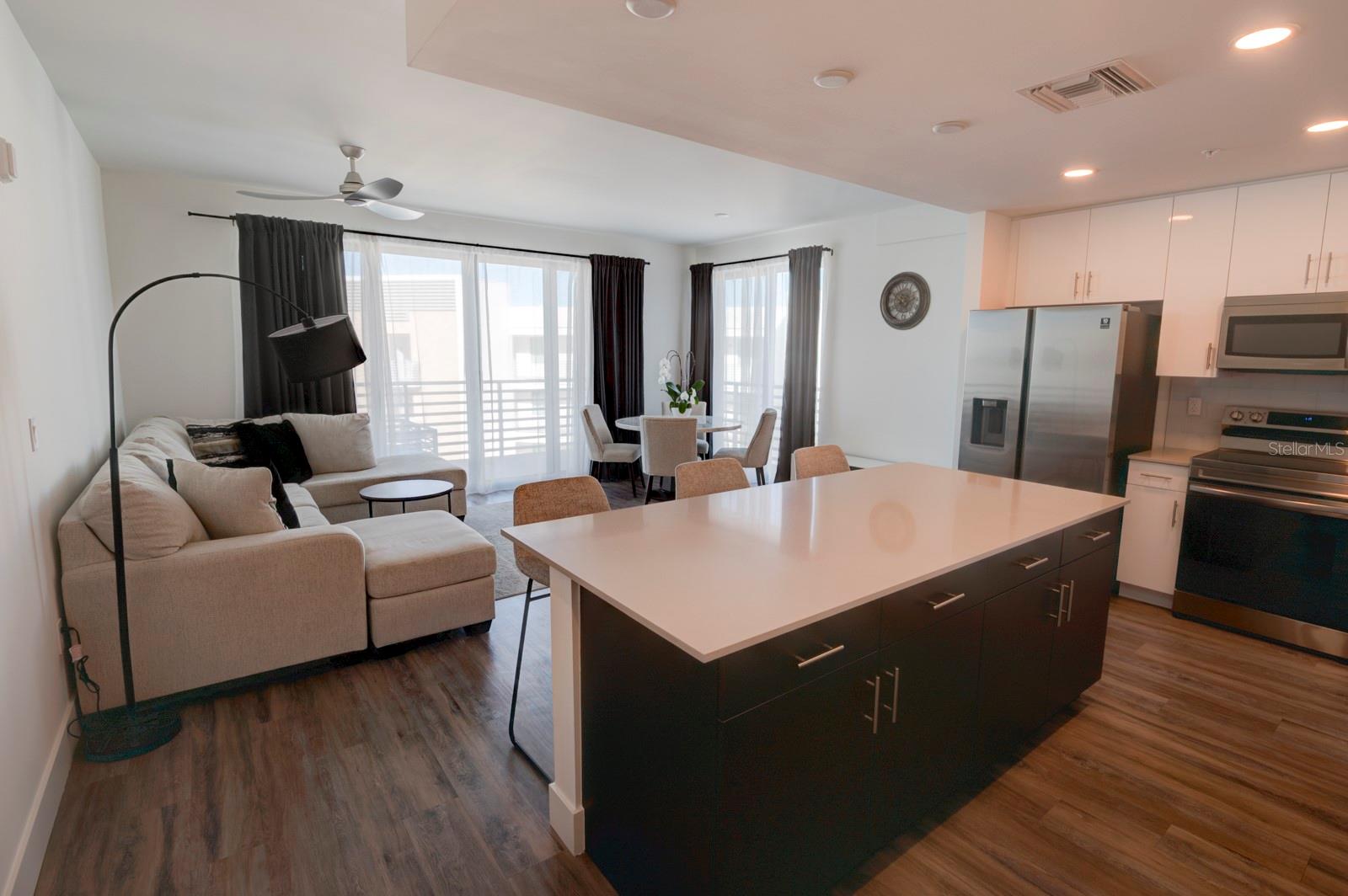 1703 N TAMIAMI TRL #511, SARASOTA, FL, 34234