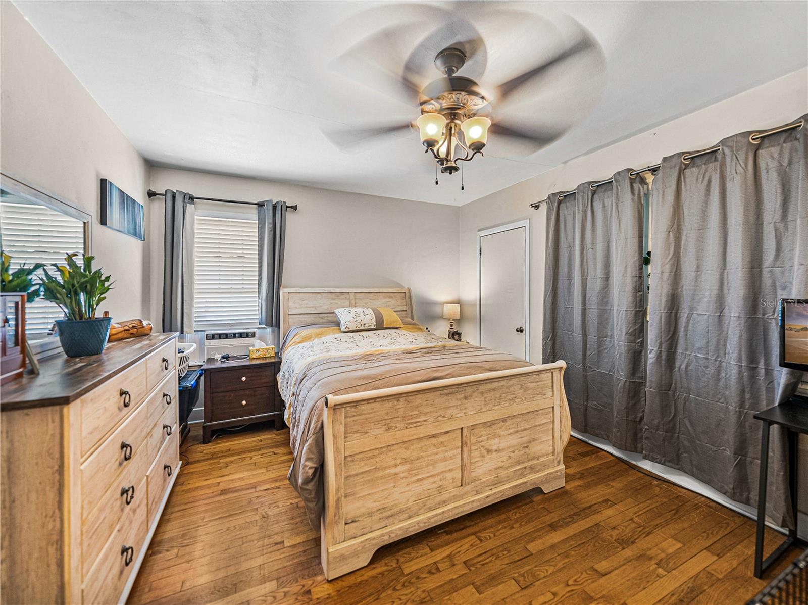 3001 9TH AVE N, ST PETERSBURG, FL, 33713