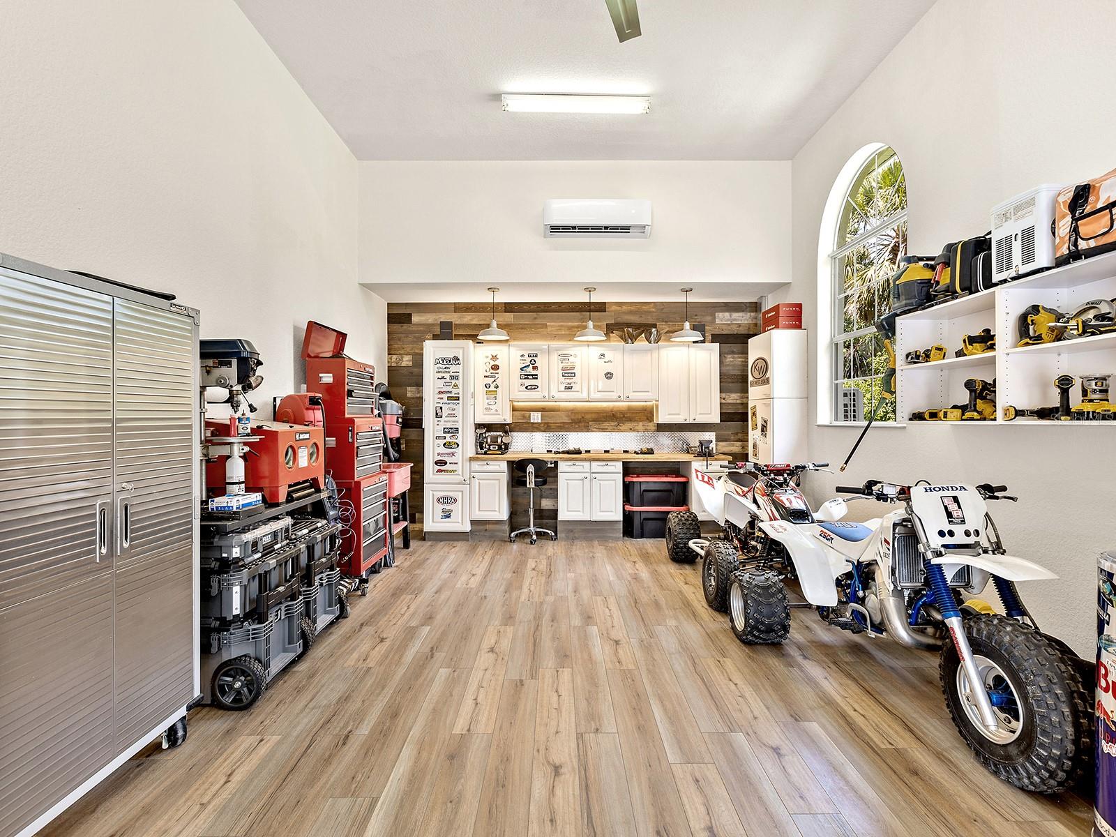 6612 BUTLERS CREST DR, BRADENTON, FL, 34203