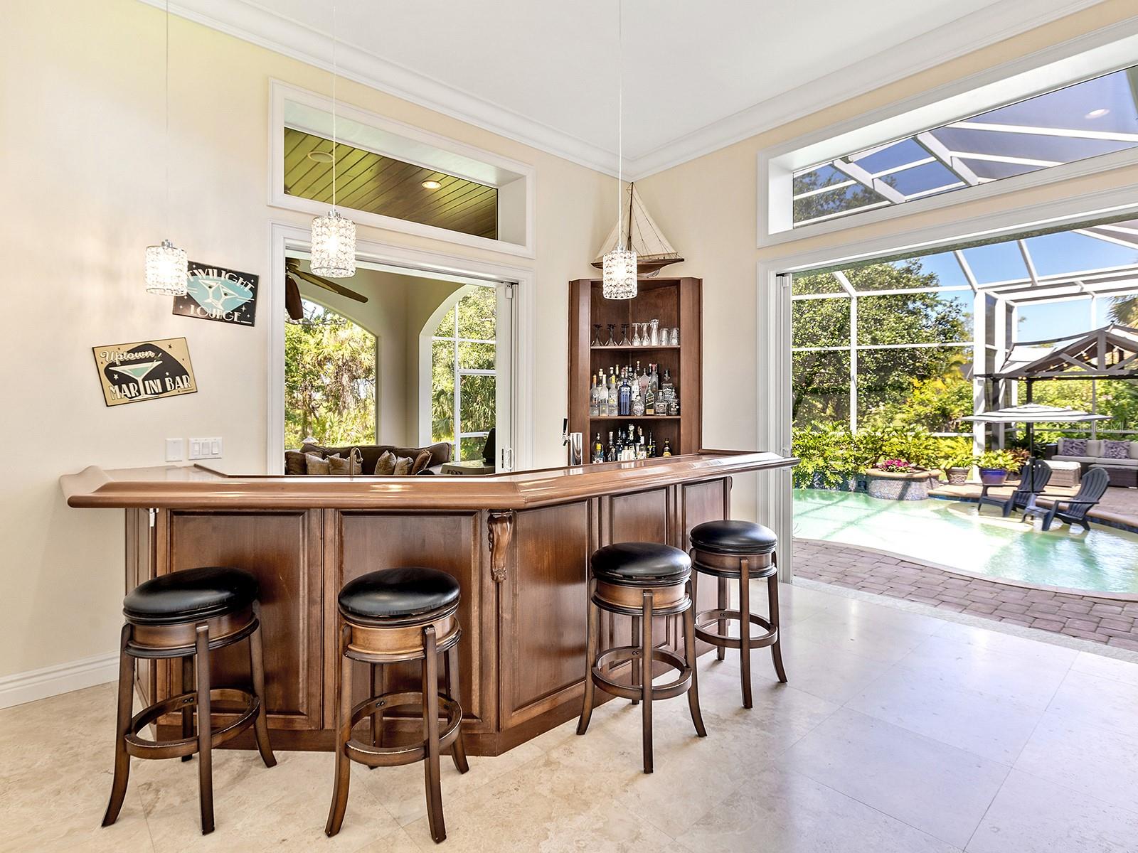 6612 BUTLERS CREST DR, BRADENTON, FL, 34203