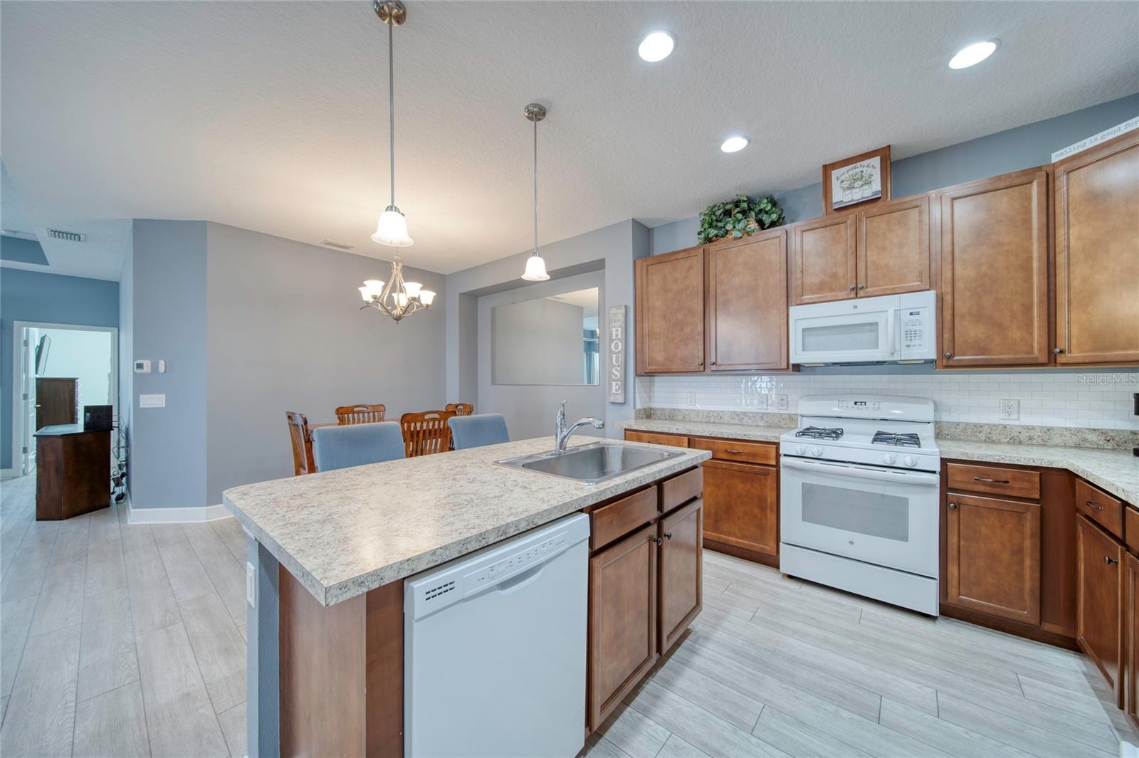 324 CORAL REEF WAY, DAYTONA BEACH, FL, 32124