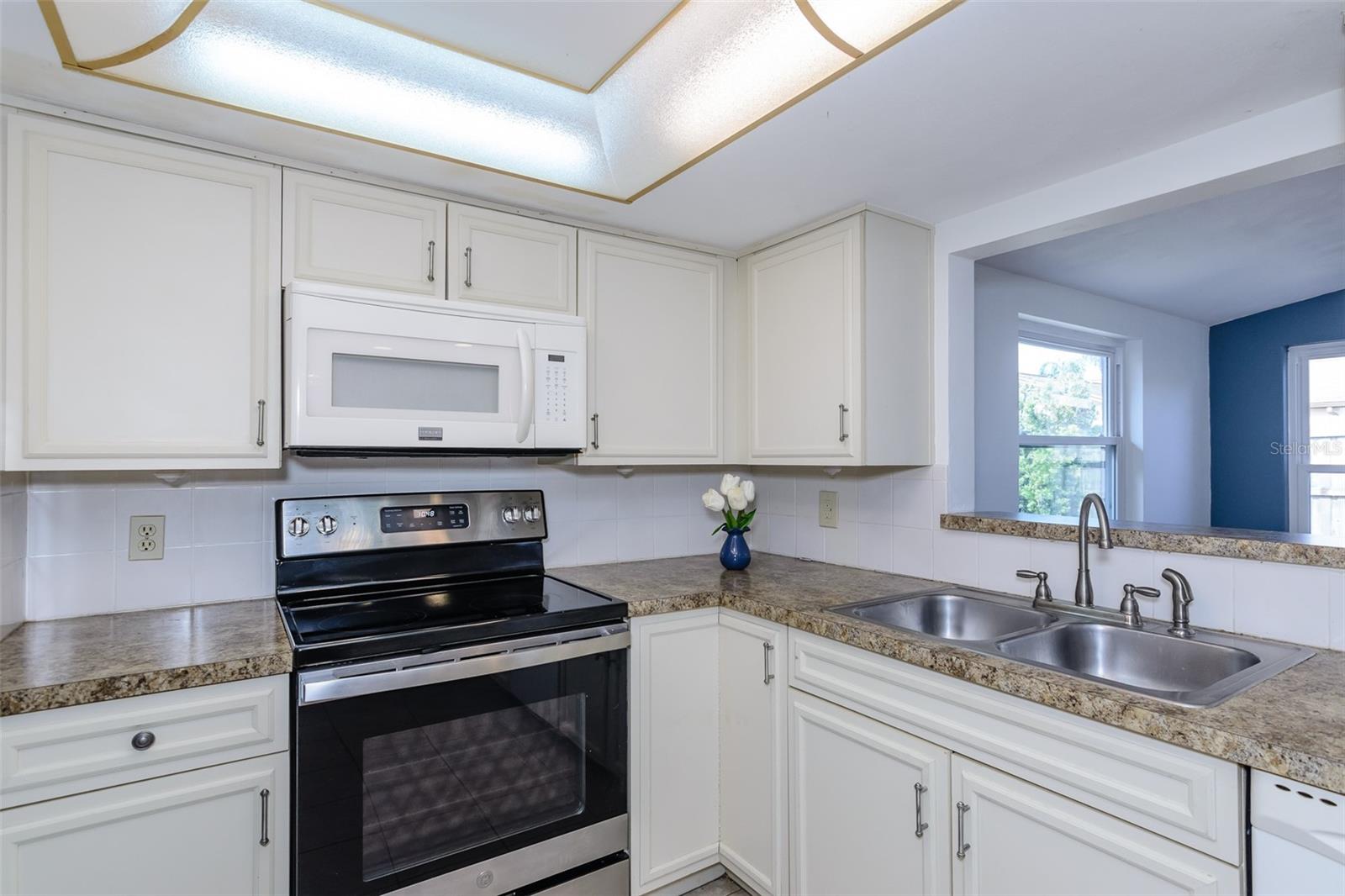 9205 LEDGESTONE LN, PORT RICHEY, FL, 34668