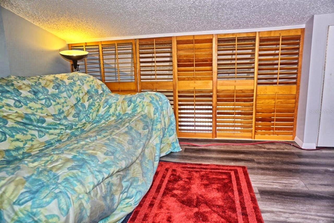 W7874761 Property Photo