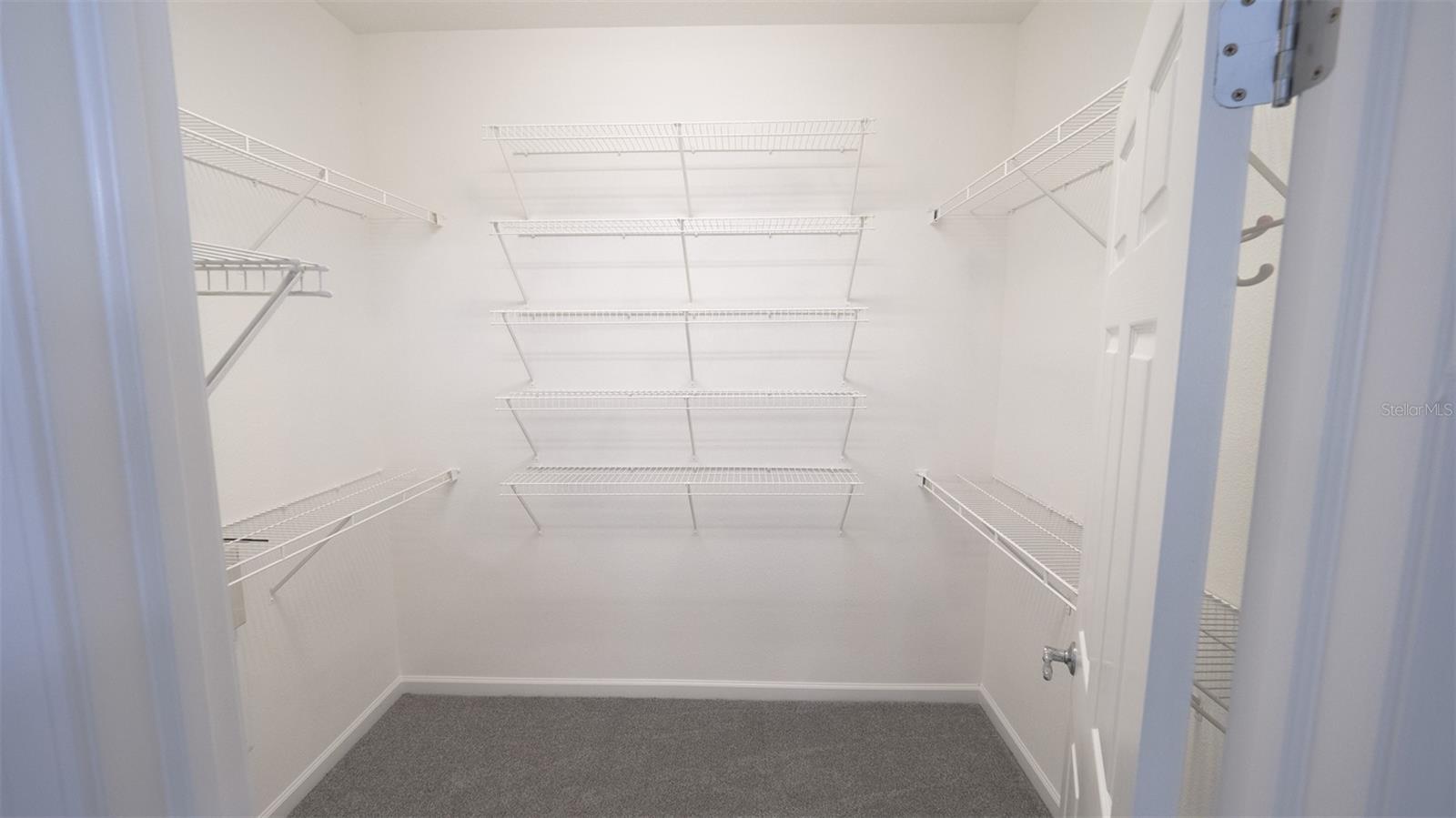 13722 CREST LAKE DR, HUDSON, FL, 34669