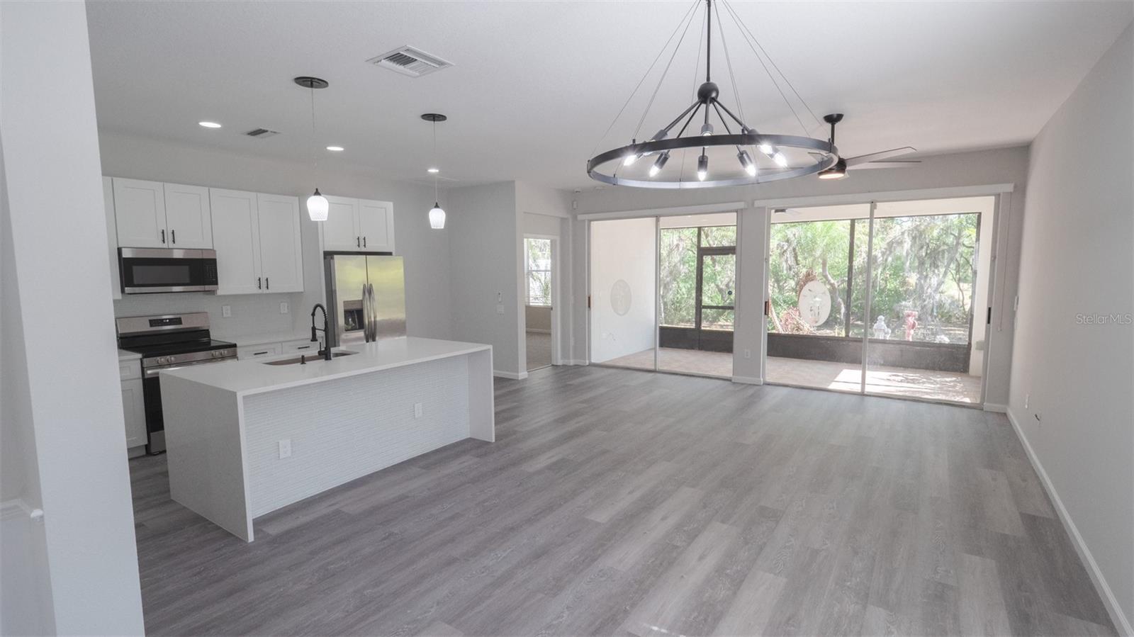 13722 CREST LAKE DR, HUDSON, FL, 34669