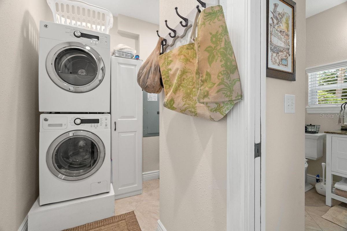 1658 DOUGLAS AVE, DUNEDIN, FL, 34698