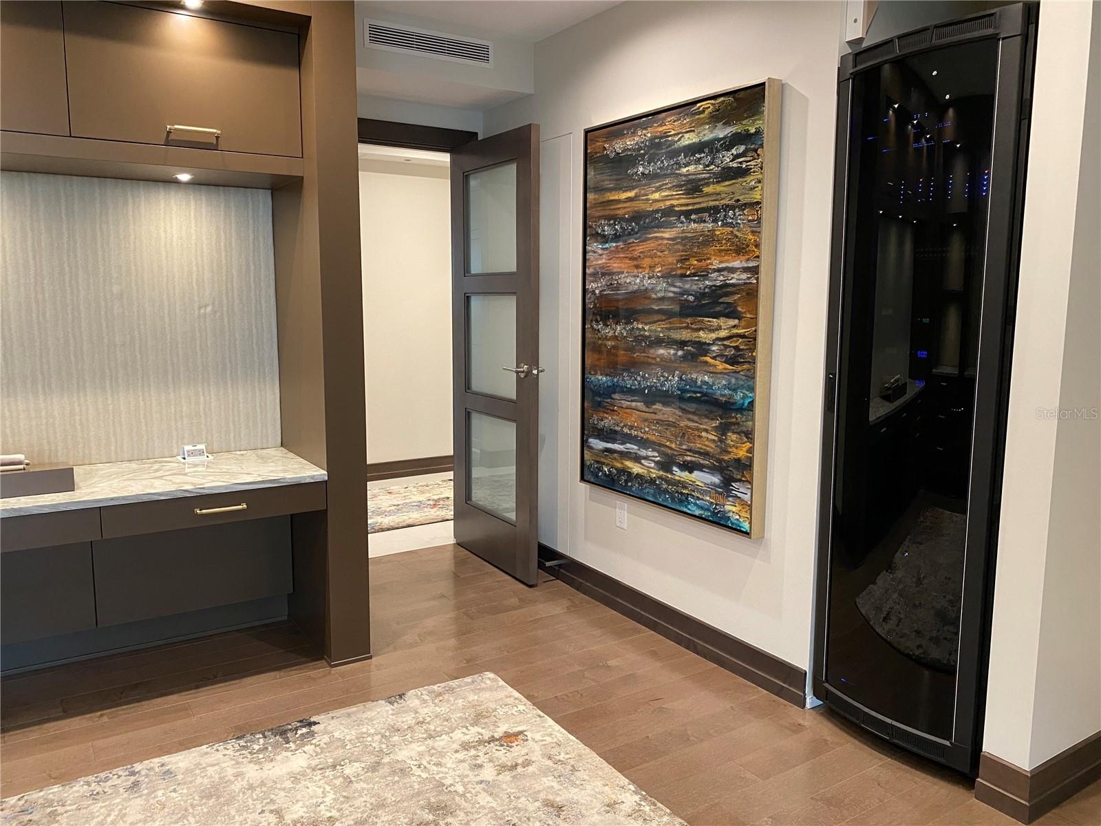 TB8376640 Property Photo