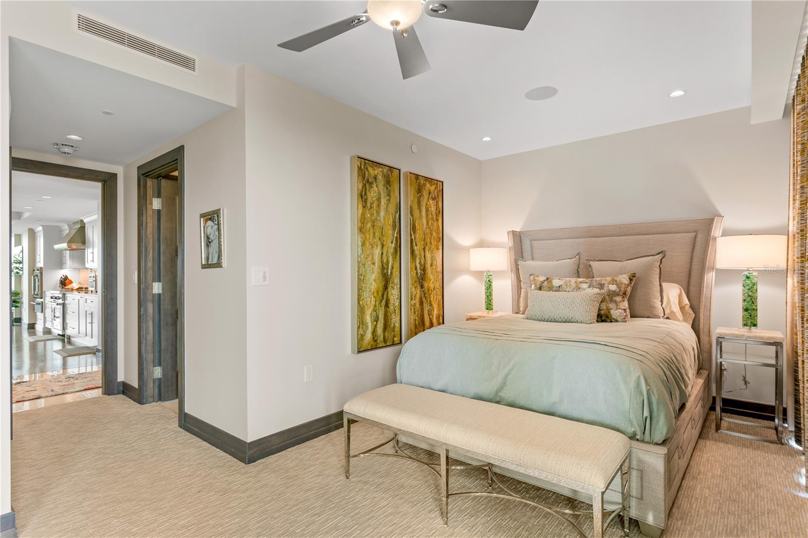 TB8376640 Property Photo