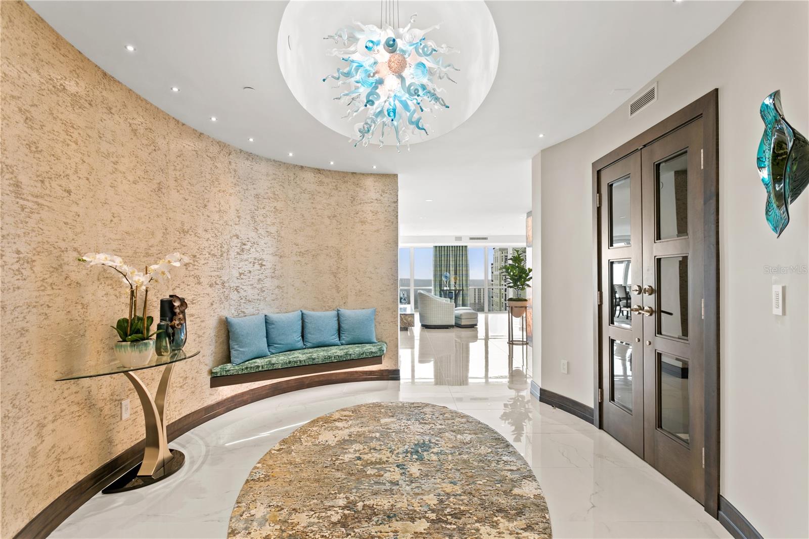 TB8376640 Property Photo