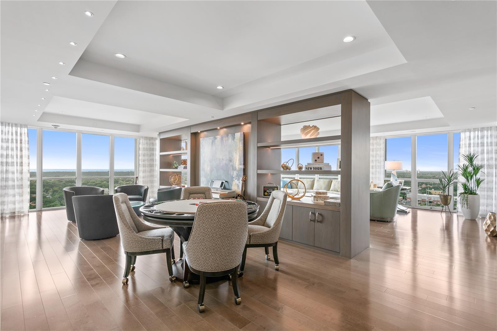 TB8376640 Property Photo