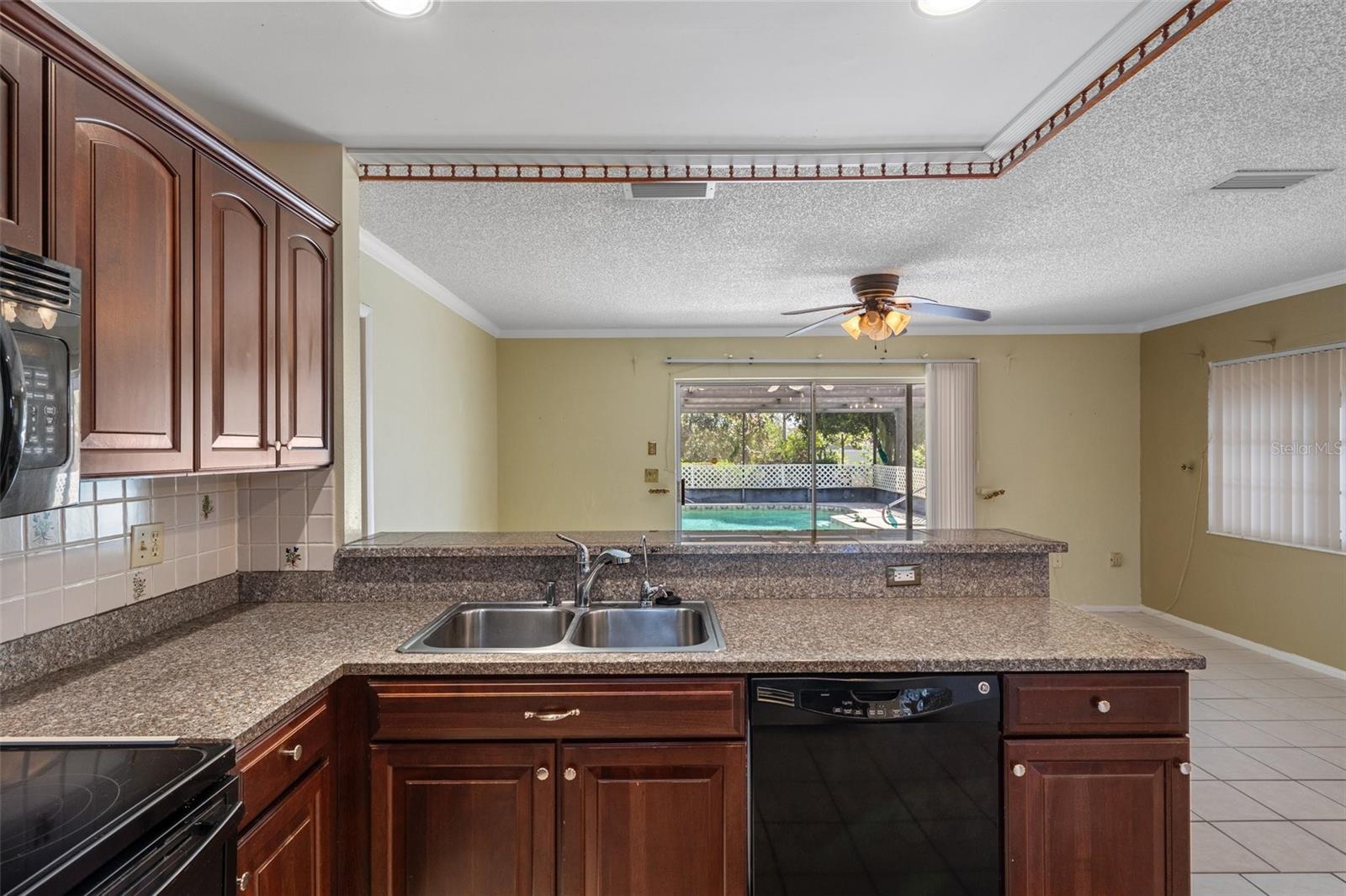 2204 WHITEWOOD AVE, SPRING HILL, FL, 34609