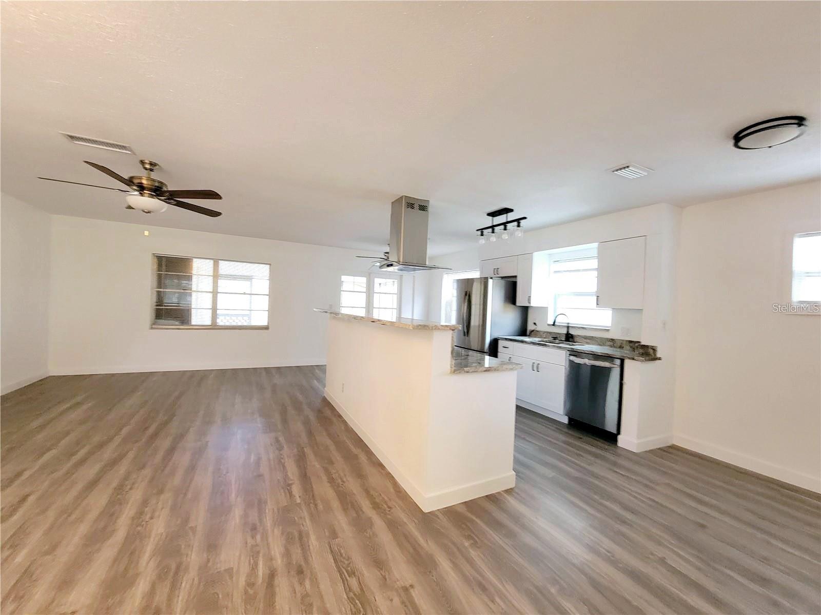 5622 63RD WAY N, ST PETERSBURG, FL, 33709