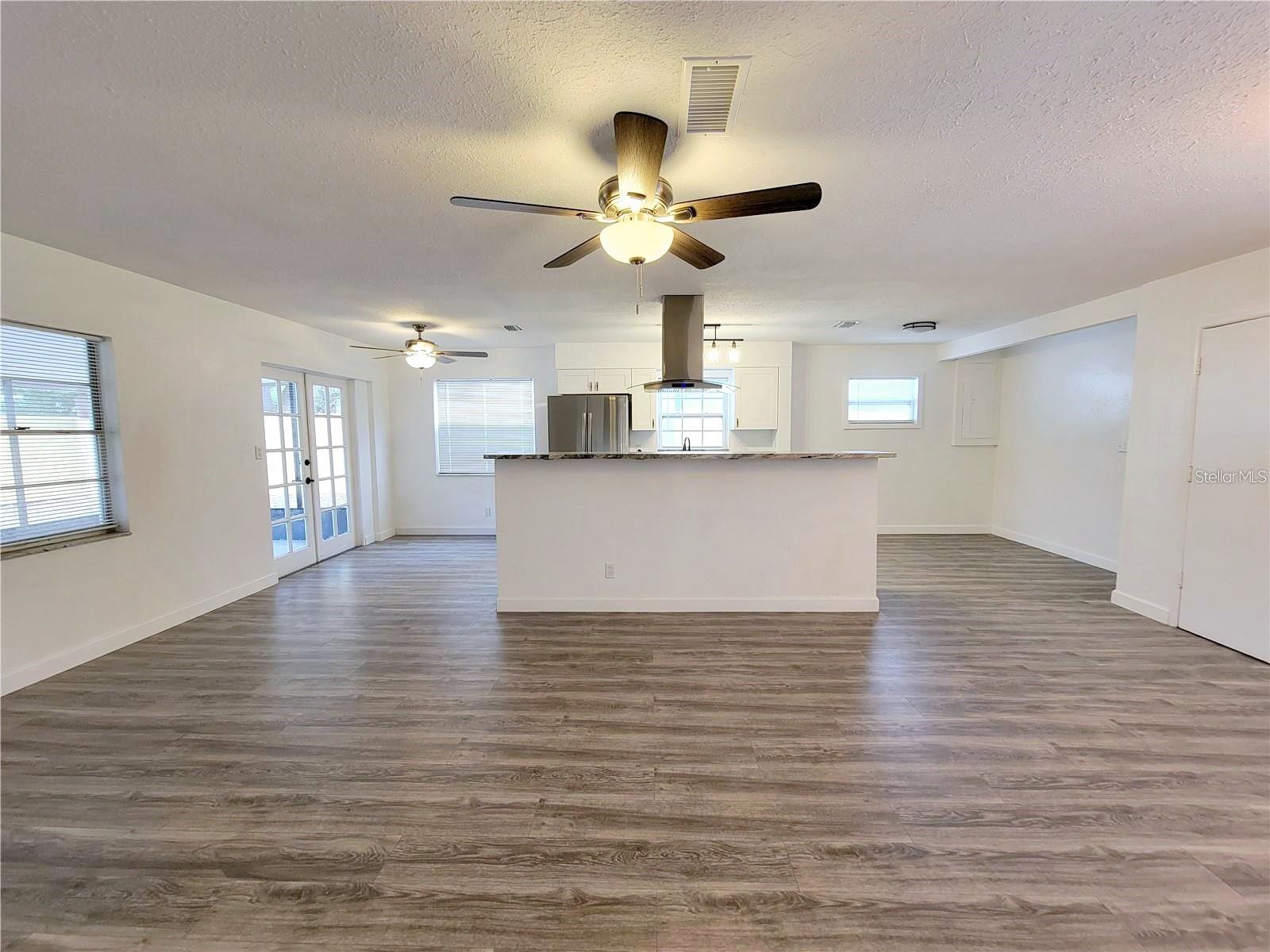 5622 63RD WAY N, ST PETERSBURG, FL, 33709