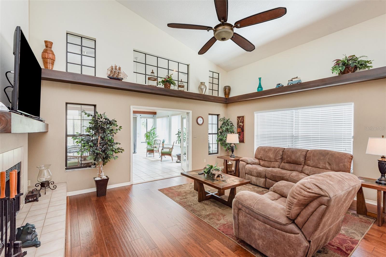 411 GLEN ABBEY LN, DEBARY, FL, 32713