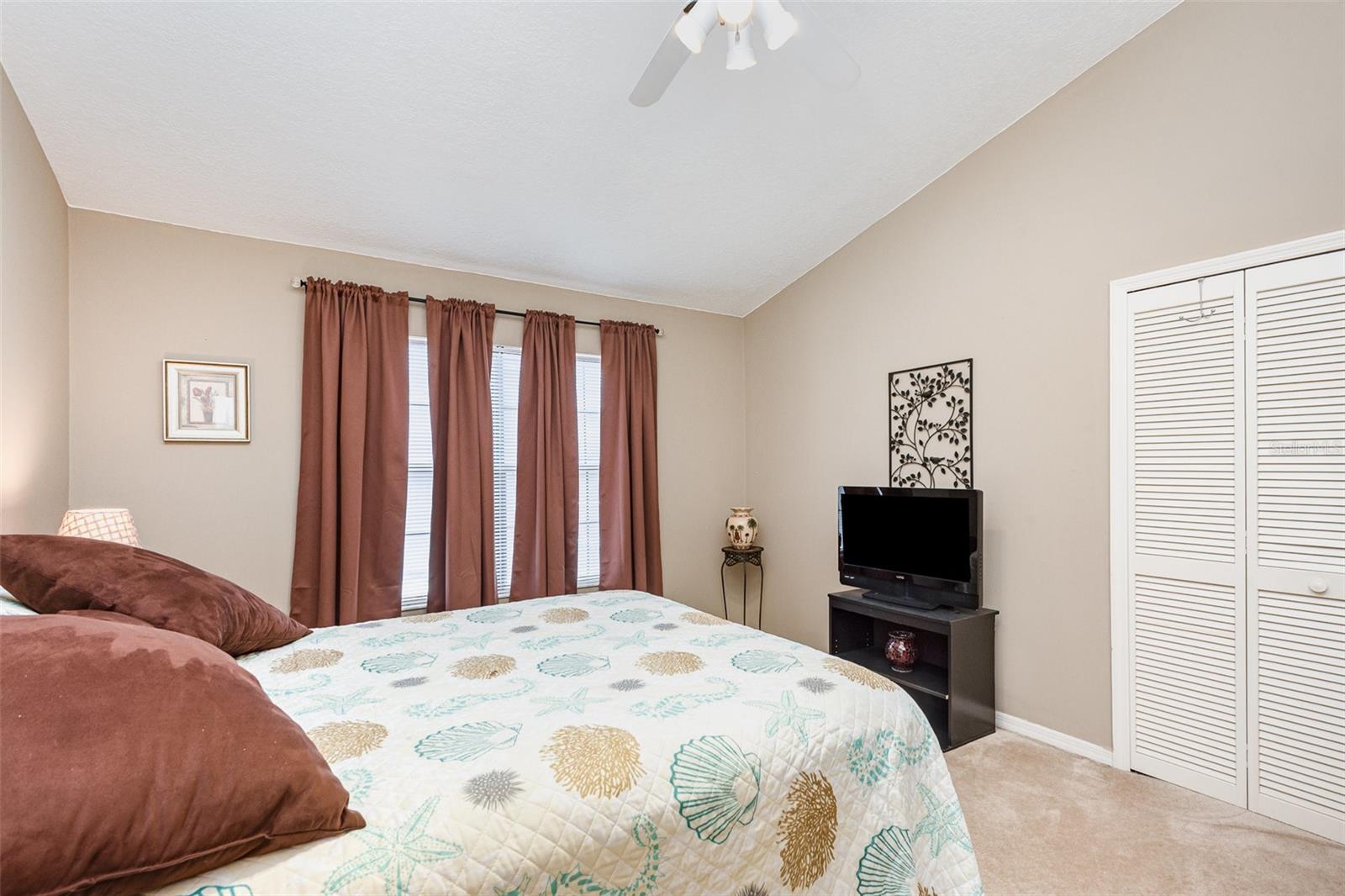 411 GLEN ABBEY LN, DEBARY, FL, 32713