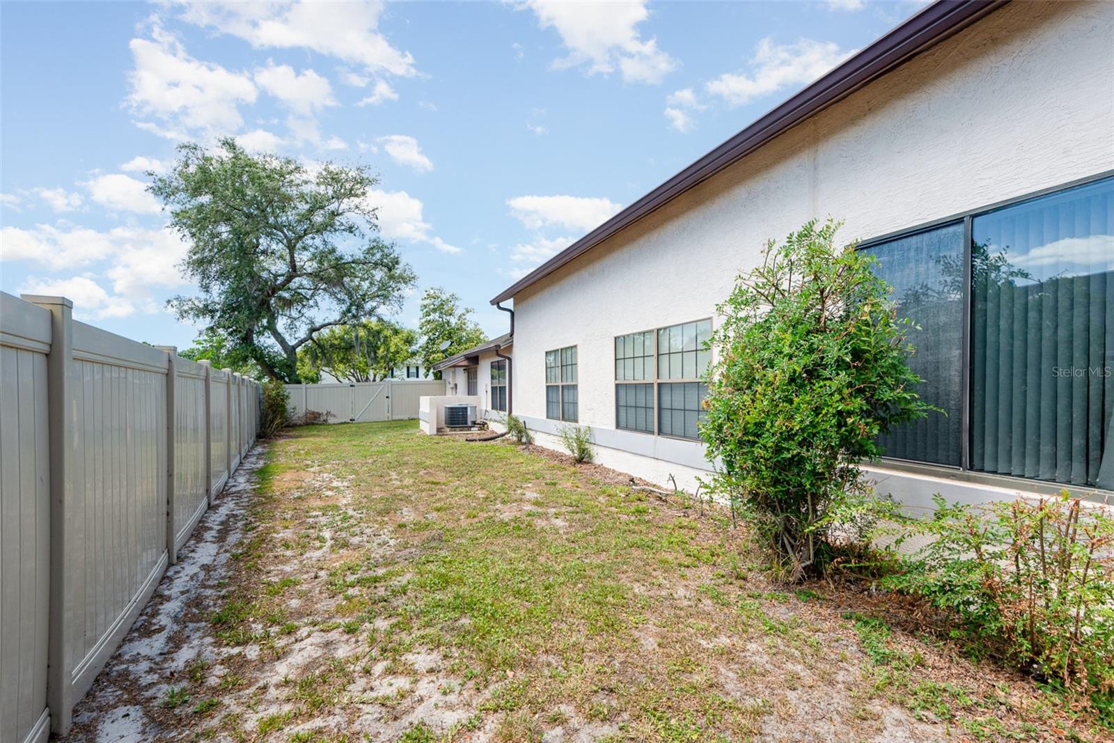 411 GLEN ABBEY LN, DEBARY, FL, 32713