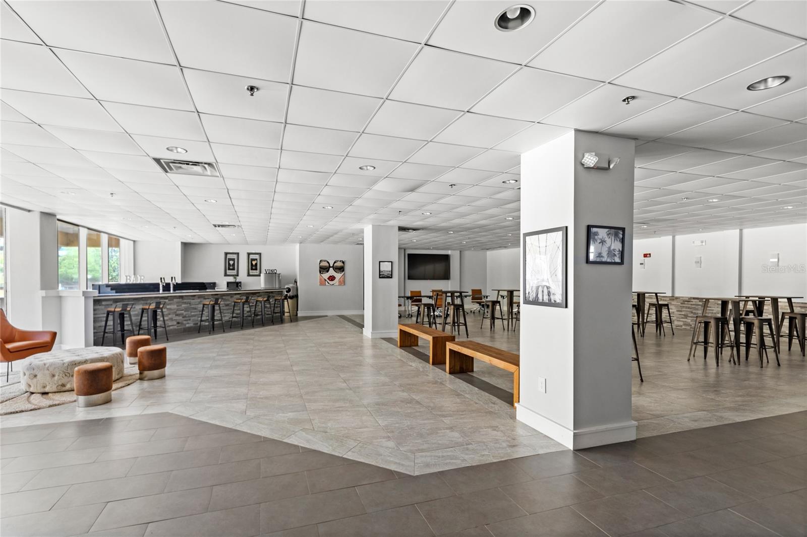 151 E WASHINGTON ST #611, ORLANDO, FL, 32801