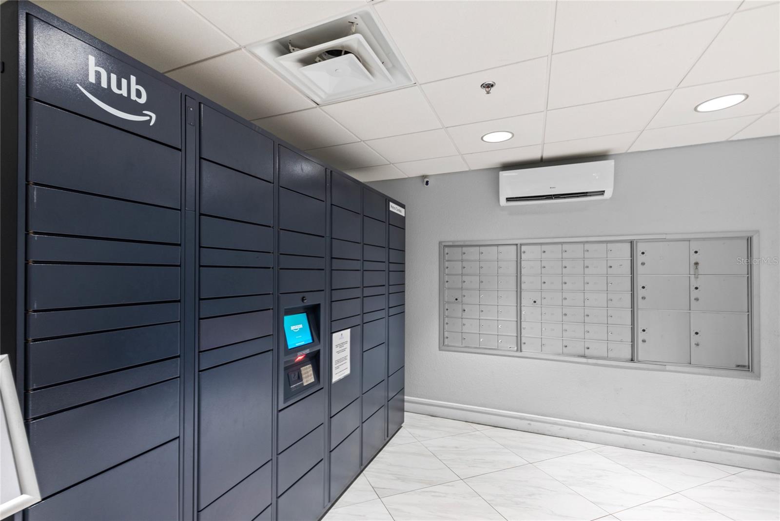 151 E WASHINGTON ST #611, ORLANDO, FL, 32801